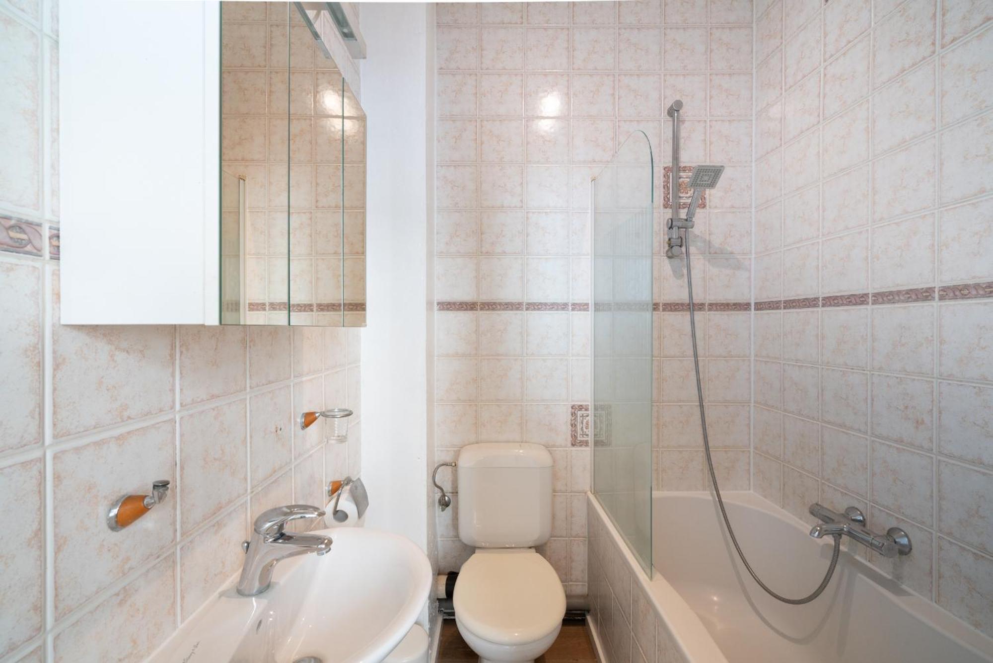 Authentic Apartments In The Center Of Antwerp Exterior photo